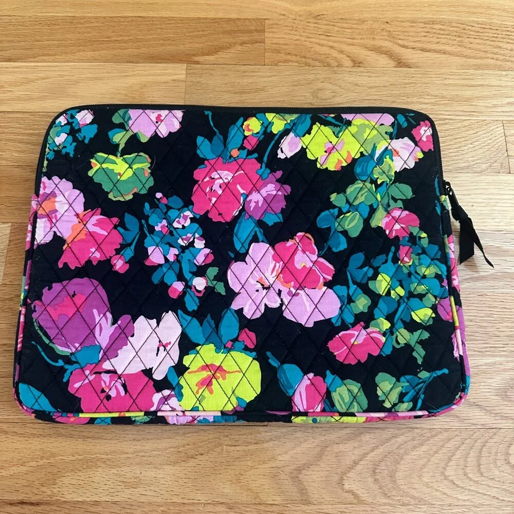 Vera Bradley Retired Hilo Medow Tablet Case